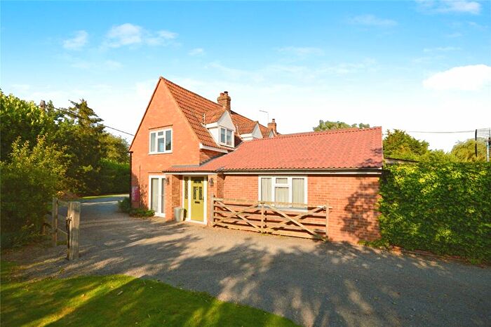 4 Bedroom Semi Detached House For Sale In Harwich Road, Lawford, Manningtree, Essex, CO11