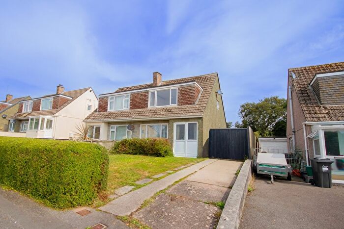 3 Bedroom Semi-detached House For Sale In Southview Road, Par, PL24