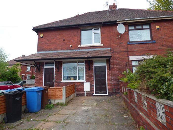 1 Bedroom Apartment To Rent In A Turncroft Lane, Stockport, SK1