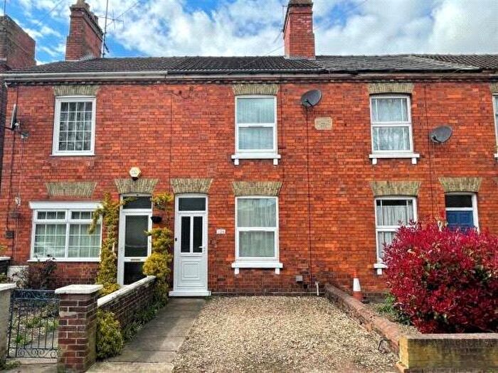 2 Bedroom Terraced House To Rent In Park Road, Spalding, Lincolnshire, PE11