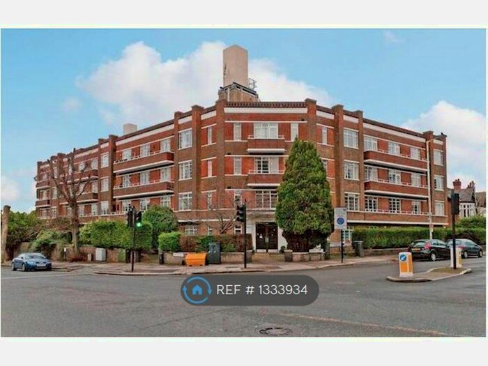 3 Bedroom Flat To Rent In Highgate, London, N6