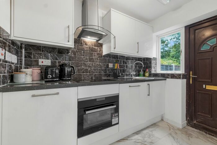 1 Bedroom Studio To Rent In Wilkinson Croft, Birmingham, B8