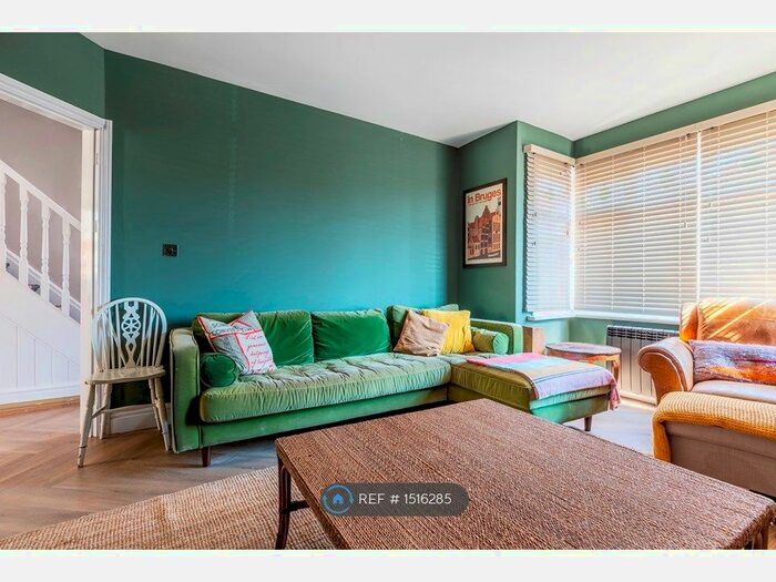 3 Bedroom Semi-Detached House To Rent In King Edward Avenue, Broadstairs, CT10