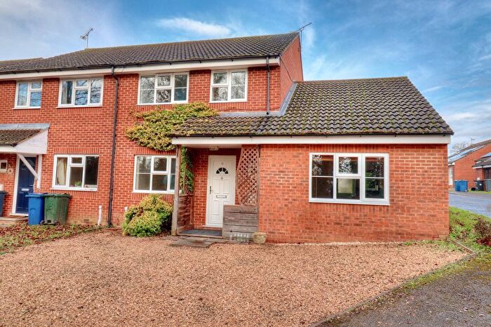 4 Bedroom Semi-Detached House For Sale In Philps Close, Lane End, High Wycombe, HP14