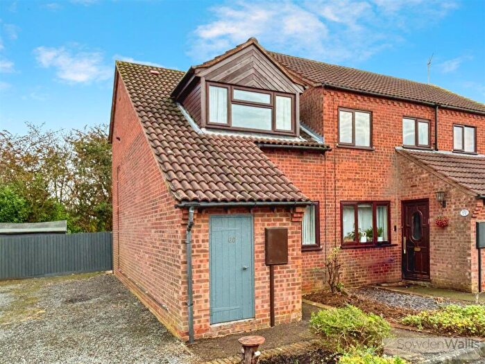 2 Bedroom End Of Terrace House For Sale In Ladywell, Oakham, LE15