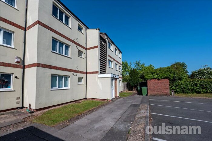 1 Bedroom Apartment For Sale In Fownhope Close, Redditch, Worcestershire, B98
