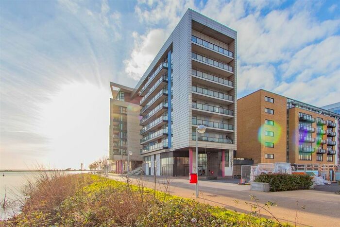 Studio For Sale In Ferry Court, Cardiff, CF11
