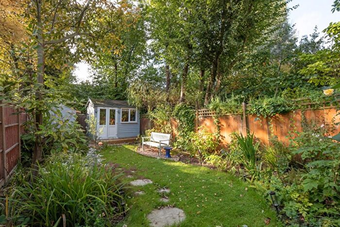 2 Bedroom Flat For Sale In Greencroft Gardens, London, NW6