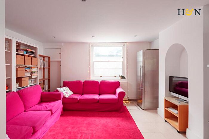 2 Bedroom Town House For Sale In Queens Gardens, Brighton, BN1 - Photo 11