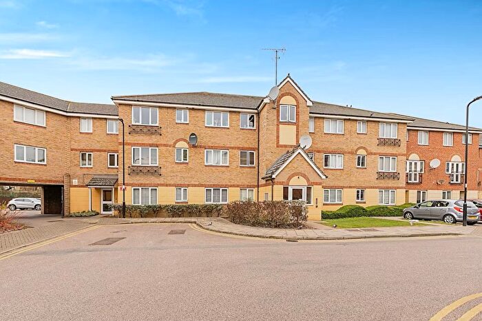 2 Bedroom Flat To Rent In Leopold Road, Edmonton, N18