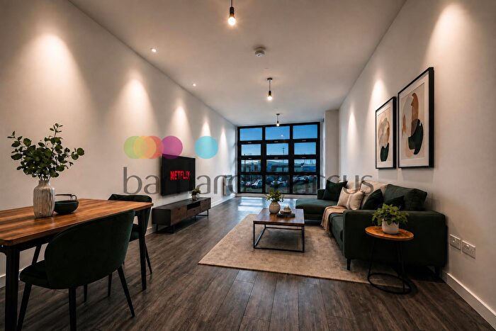 Apartment To Rent In Purley Way, Croydon, CR0