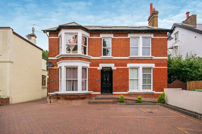 2 Bedroom Flat To Rent In Mulgrave Road, Sutton, SM2