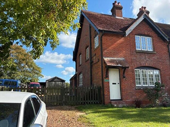 3 Bedroom Semi-Detached House To Rent In Hatt Terrace, Hatt Hill, Mottisfont, Hampshire, SO51
