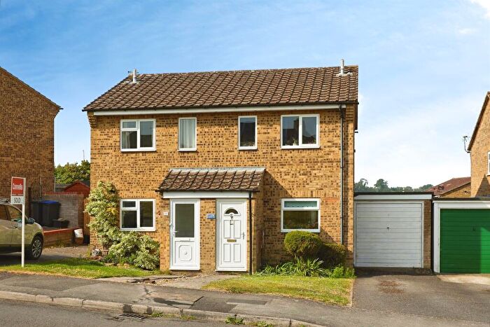 2 Bedroom Semi-Detached House For Sale In Mill Green Road, Amesbury, Salisbury, SP4