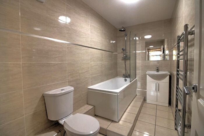 3 Bedroom End Of Terrace House For Sale In Bradley Fold Road, Bolton, BL2