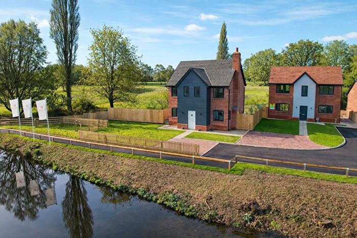4 Bedroom Detached House For Sale In The Hampton, Weston Rhyn, Oswestry, SY10