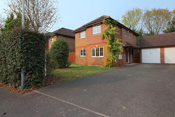 4 Bedroom Detached House To Rent In Barrington Drive, Harefield, UB9