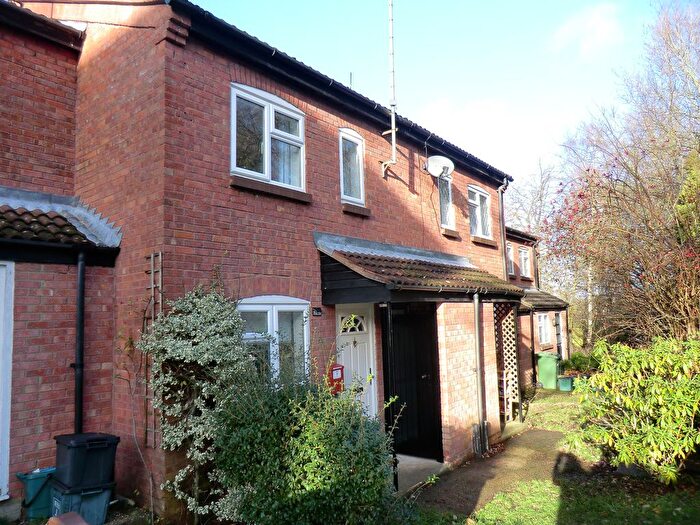 2 Bedroom Terraced House To Rent In Taylor Close, St Albans, AL4