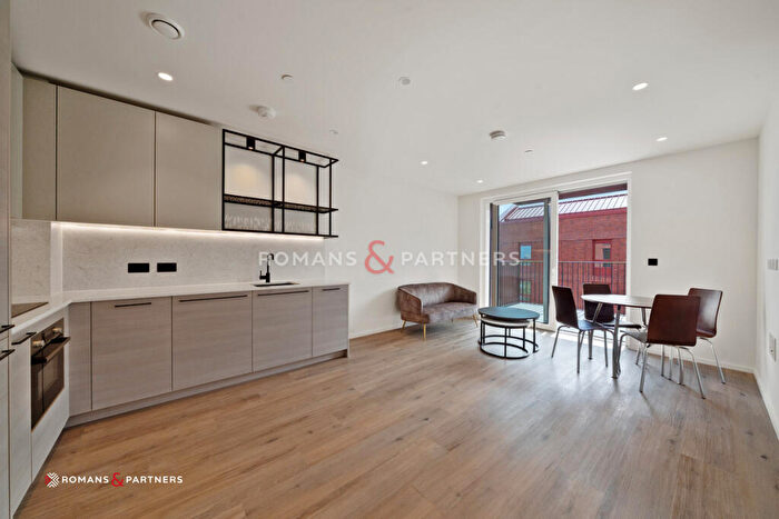 1 Bedroom Apartment To Rent In Barnacle House, Heron Quay, E14