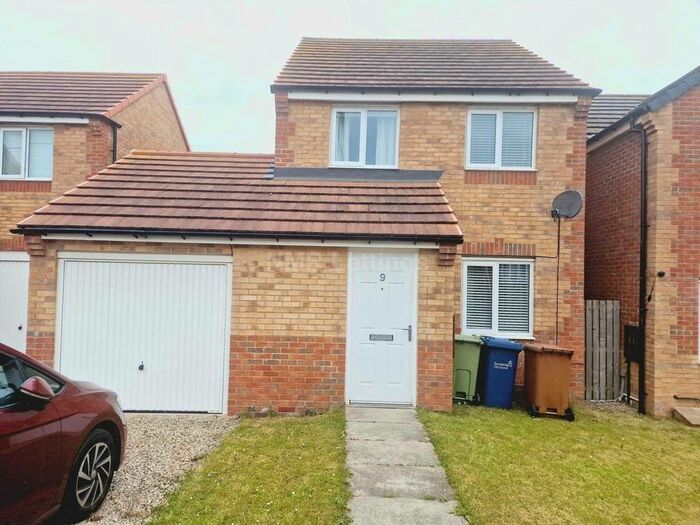 3 Bedroom Detached House To Rent In Lyndsey Street, Houghton Le Spring, DH5
