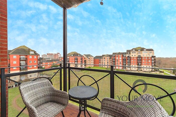 2 Bedroom Flat For Sale In Palgrave Road, Bedford, Bedfordshire, MK42