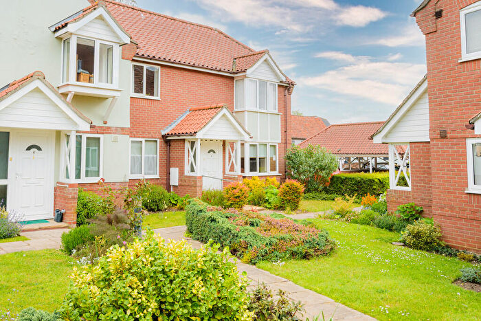 2 Bedroom Apartment For Sale In Temperance Place, Blyburgate, NR34