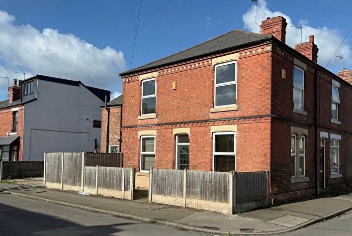 2 Bedroom End Of Terrace House For Sale In Carnarvon Street, Netherfield, Nottingham, NG4