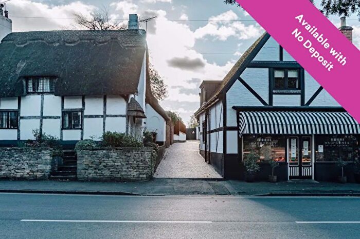 1 Bedroom Flat To Rent In High Street, Prestbury, Cheltenham, GL52