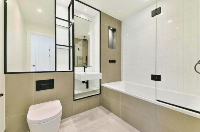 2 Bedroom Flat To Rent In Waterview House, Grand Union, London, HA0