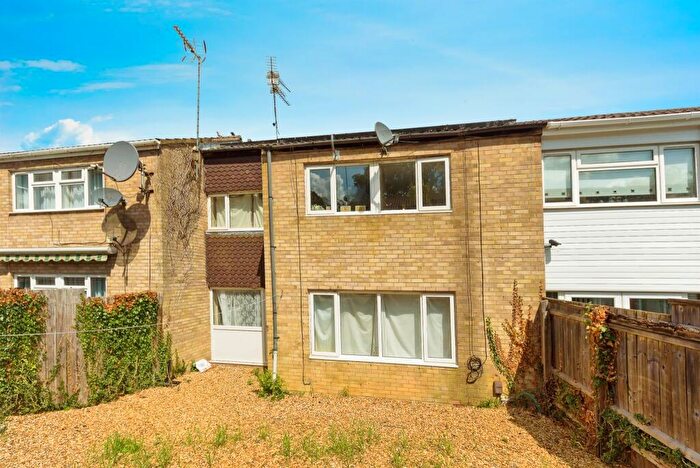 4 Bedroom Terraced House For Sale In Highbrook, Corby, NN18
