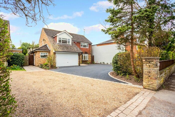 4 Bedroom Detached House To Rent In Lovel Road, Winkfield, Windsor, SL4