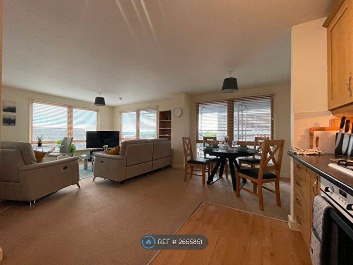 2 Bedroom Flat To Rent In Mayer House, Reading, RG1