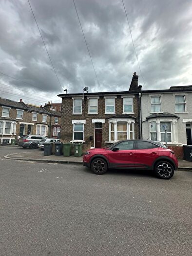 3 Bedroom End Of Terrace House For Sale In Elswick Road, London, SE13