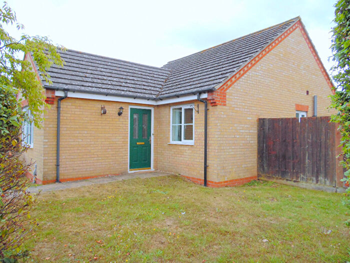 3 Bedroom Detached Bungalow For Sale In Kiln Drive, Tydd St Mary, PE13