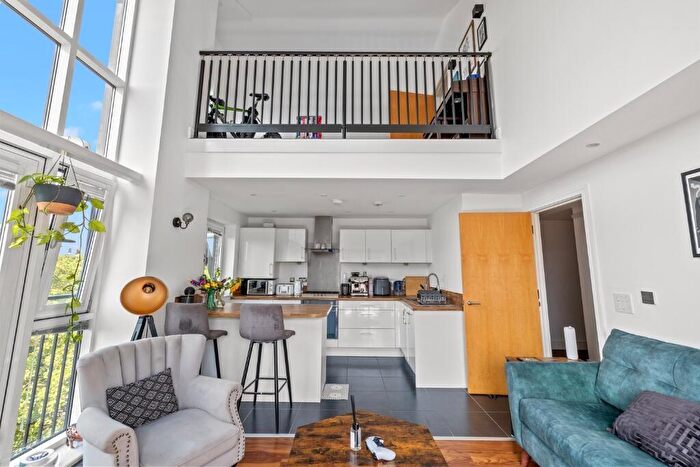 3 Bedroom Duplex For Sale In Tanners Wharf, Bishop's Stortford, Hertfordshire, CM23