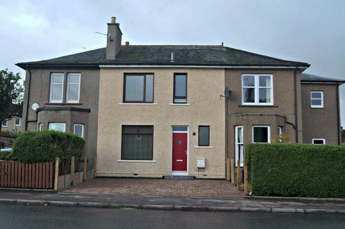 3 Bedroom Terraced House To Rent In Main Street, Kelty, KY4