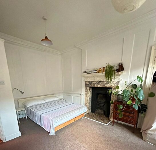 2 Bedroom Flat To Rent In London, WC1N