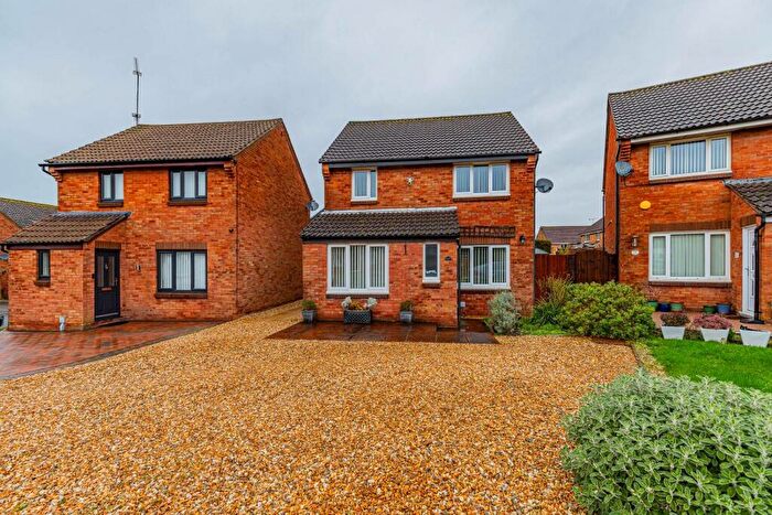 3 Bedroom Detached House For Sale In Althorp Drive, Penarth, CF64