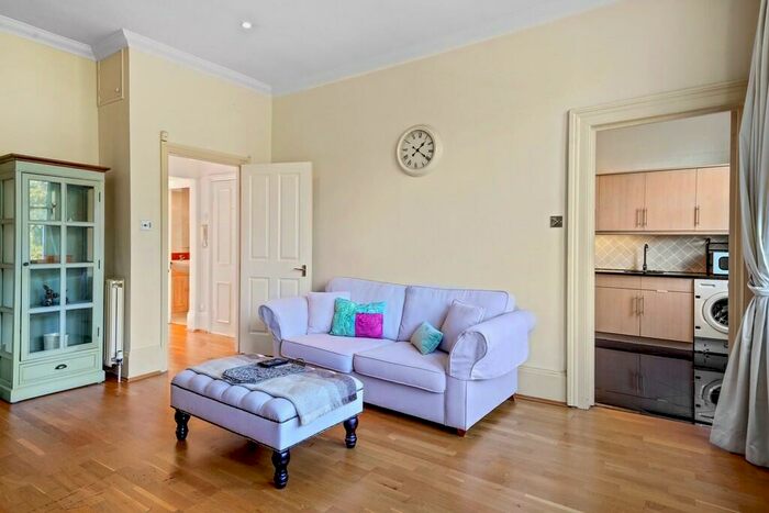 2 Bedroom Flat To Rent In Greville Road, St. John's Wood, NW6