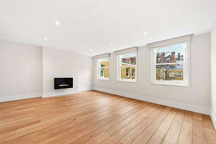 1 Bedroom Flat To Rent In Cavalry Square, London, SW3