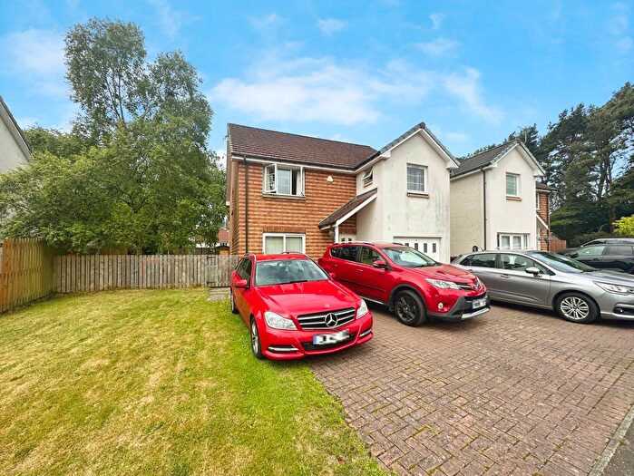 4 Bedroom Detached House To Rent In Kinloch Park, Dundee, DD2