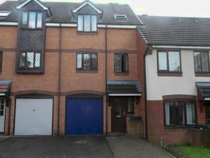 3 Bedroom Property To Rent In Coney Green Close, Great Meadow, Worcester, WR4