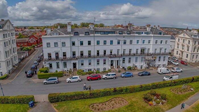 2 Bedroom Flat For Sale In The Crescent, Filey, YO14