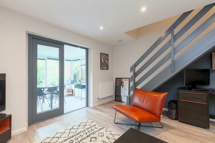 2 Bedroom Terraced House To Rent In Lodge Close, Marston, OX3