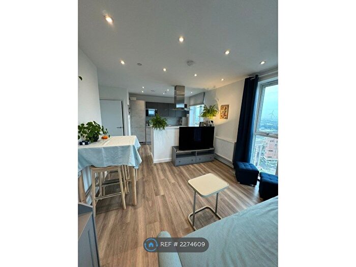 1 Bedroom Flat To Rent In Portland House, London, RM13