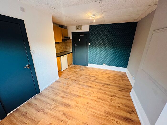 Studio To Rent In London Road, Thornton Heath, CR7