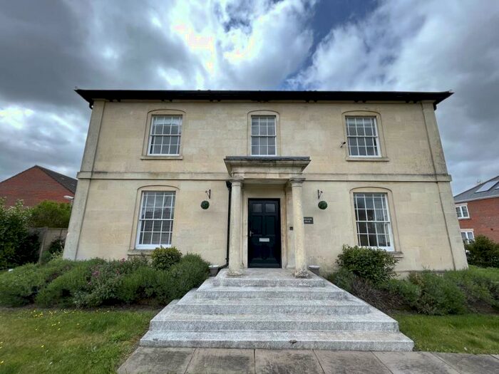 5 Bedroom House To Rent In Frogmore Road, Westbury, Wiltshire, BA13
