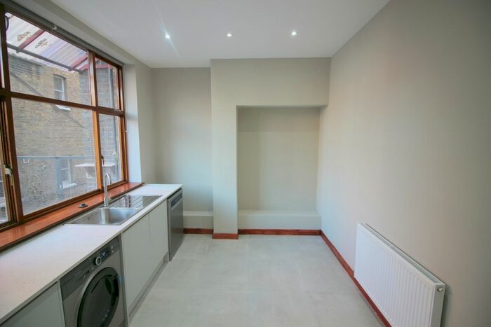 1 Bedroom Flat To Rent In Marchmont Street, London, WC1N