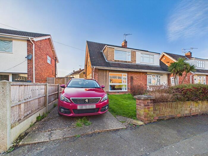 3 Bedroom Semi Detached House For Sale In Cornwall Road, Wigston, LE18
