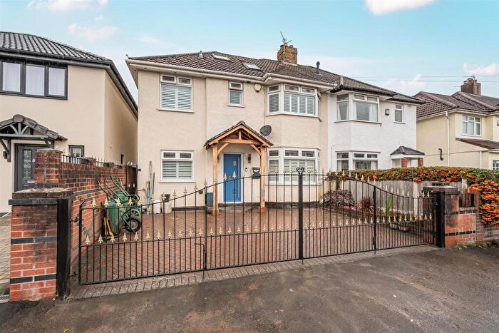 5 Bedroom Semi Detached House For Sale In Kinsale Road, Whitchurch, Bristol, BS14